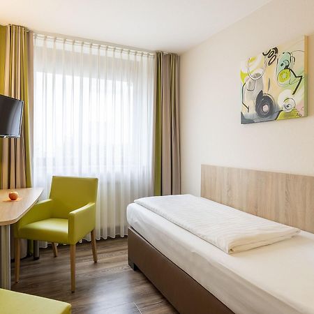 Kleefelder Hof Hotel Hannover Exterior photo