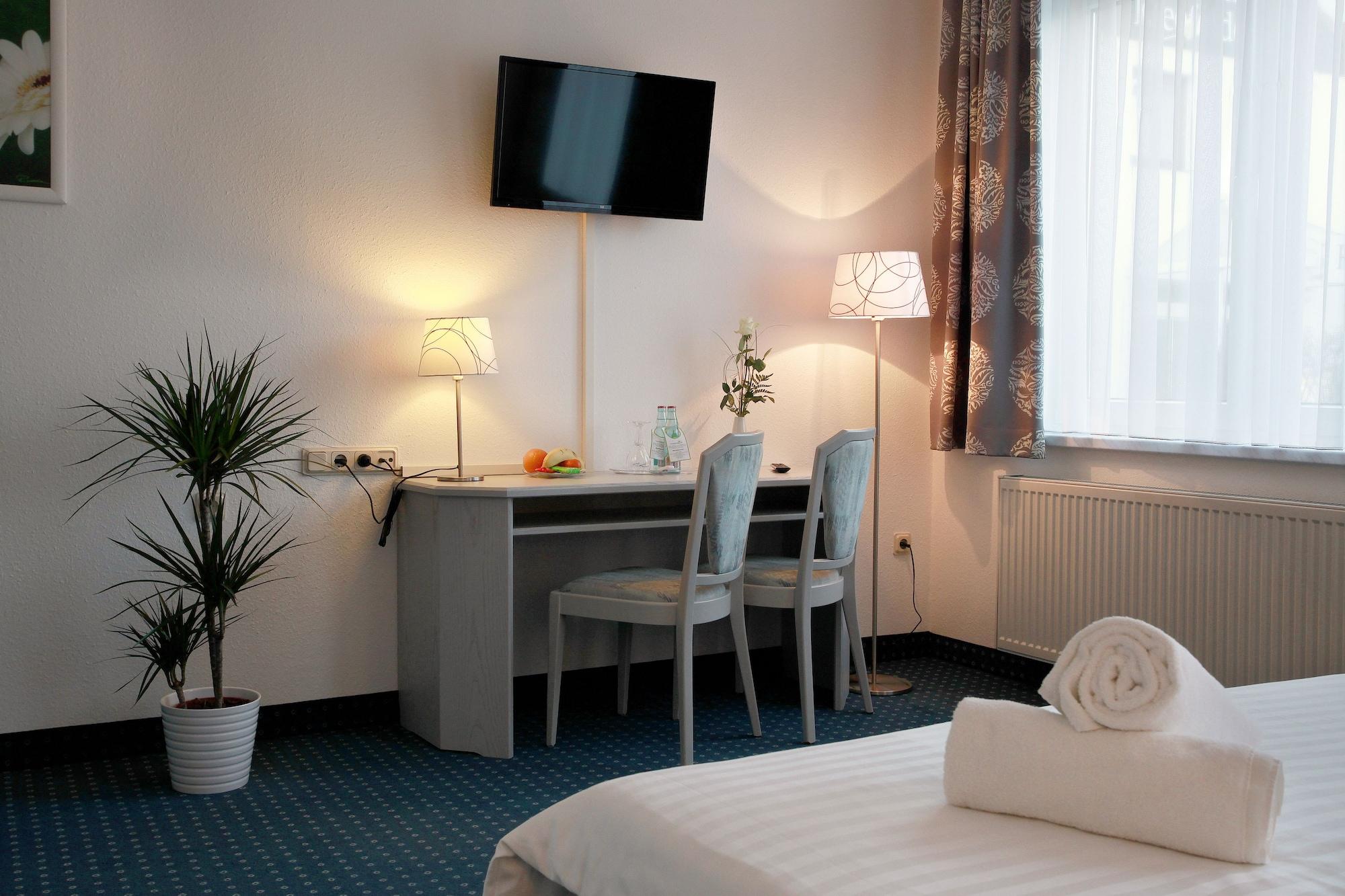 Kleefelder Hof Hotel Hannover Exterior photo
