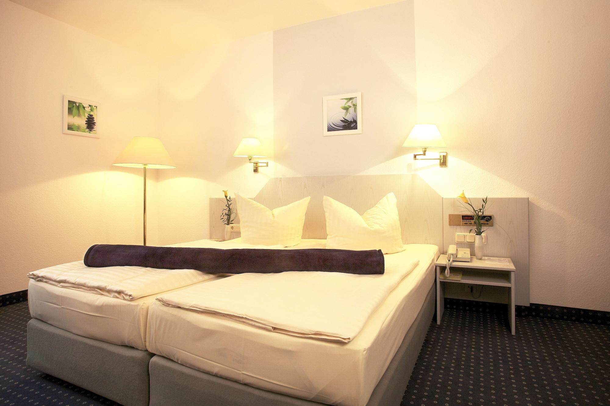 Kleefelder Hof Hotel Hannover Exterior photo